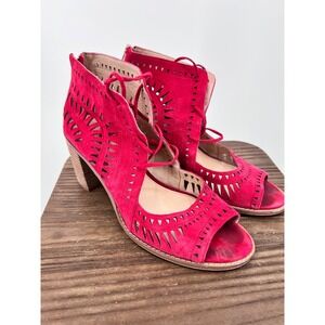 Vince Camuto Red Suede Laser Cut Lace Up Block Heel Sandals 8.5 Peep Toe Booties